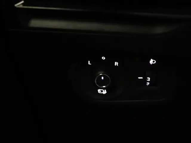 MG MG4 Electric Luxury 64 kWh 2023 Elektrisch 26