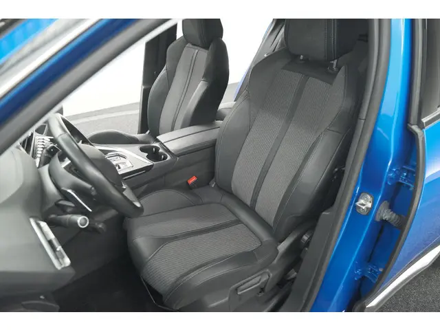 Peugeot 3008 PureTech 130 EAT8 Allure 2022 Benzine 29