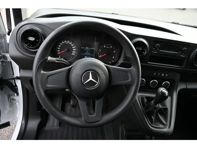 Mercedes-Benz Citan 108 CDI L1 2023 Diesel 13