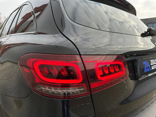 Mercedes-Benz GLC 300d 4MATIC AMG Pakket 2019 Diesel 22