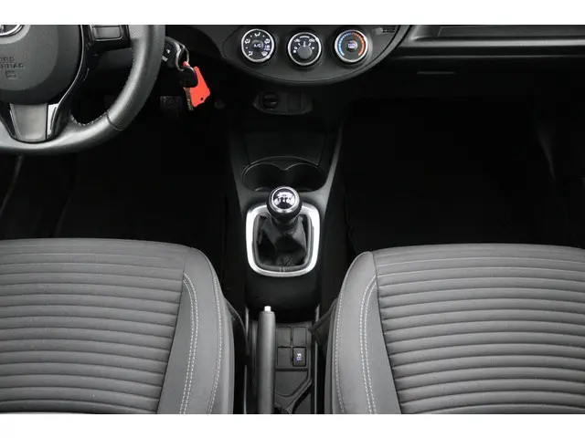 Toyota Yaris 1.0 VVT-i Comfort 2020 Benzine 25