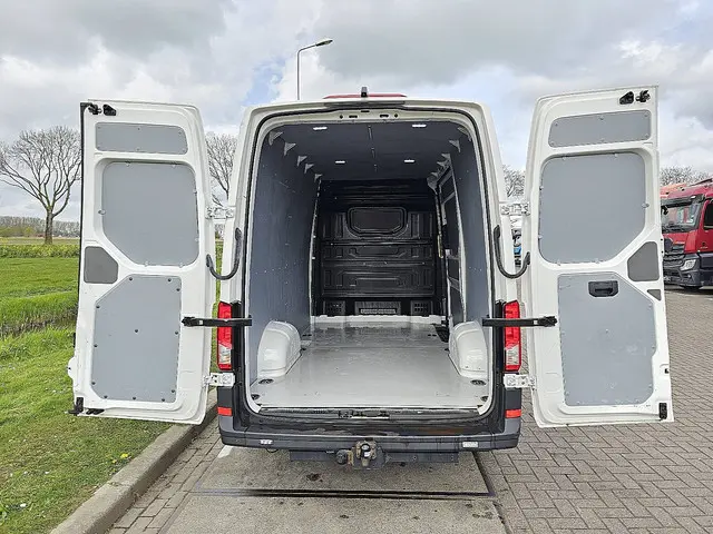 MAN TGE 3.180 2021 Diesel 12