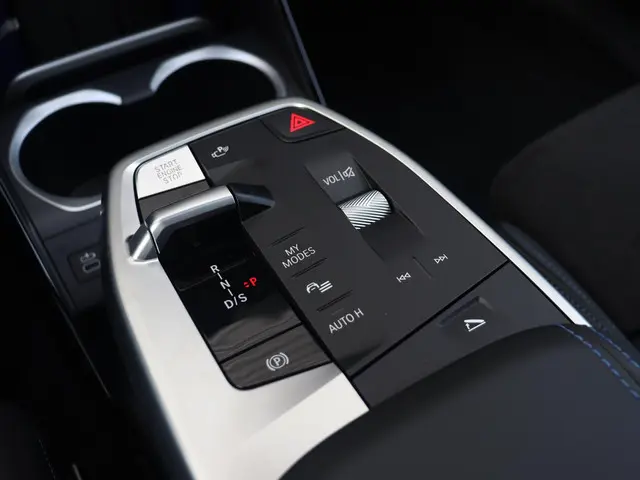 BMW X1 xDrive25e 2025 Hybride Benzine 20