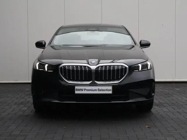 BMW 5 Serie 520i 2024 Benzine 4