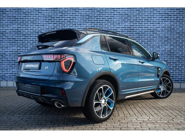 Lynk & Co 01 1.5 Plug-in Hybrid 2022 Hybride Benzine 7