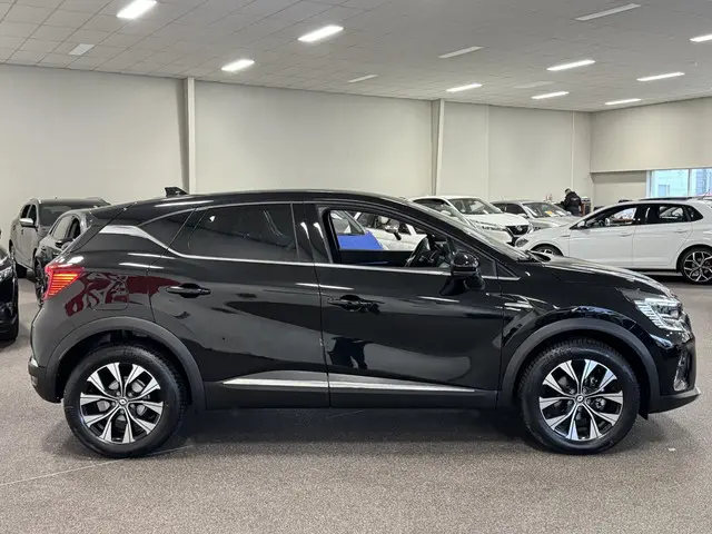 Renault Captur 1.3 Mild Hybrid 2024 Benzine 6