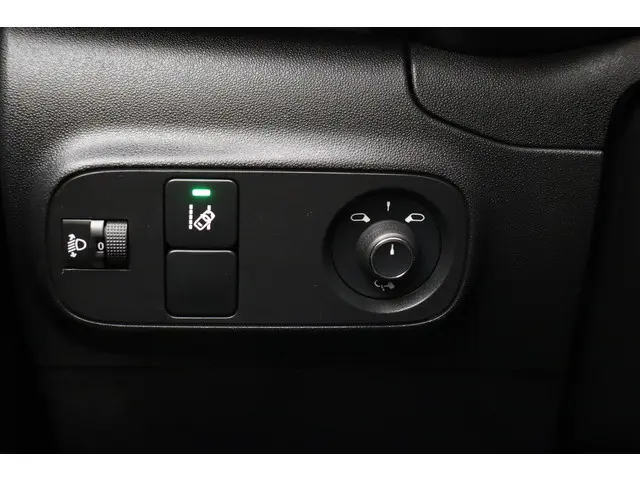 Citroën C3 1.2 PureTech S&S Feel Edition 2020 Benzine 25