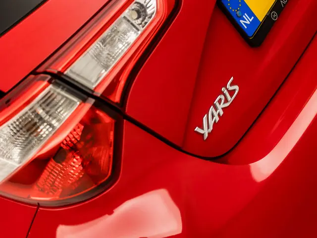 Toyota Yaris 1.0 VVT-i Sport 2017 Benzine 24