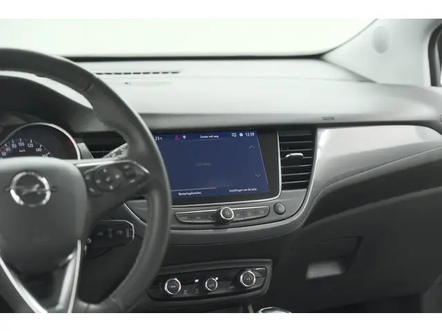 Opel Crossland Turbo 130 AT6 Elegance 2024 Benzine 51