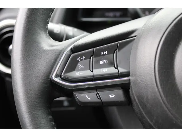Mazda 2 1.5 Skyactiv-G Luxury 2020 Benzine 15