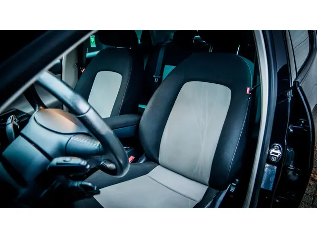 SEAT Ibiza 1.2 Style CRUISE PDC CLIMA 2014 Benzine 15