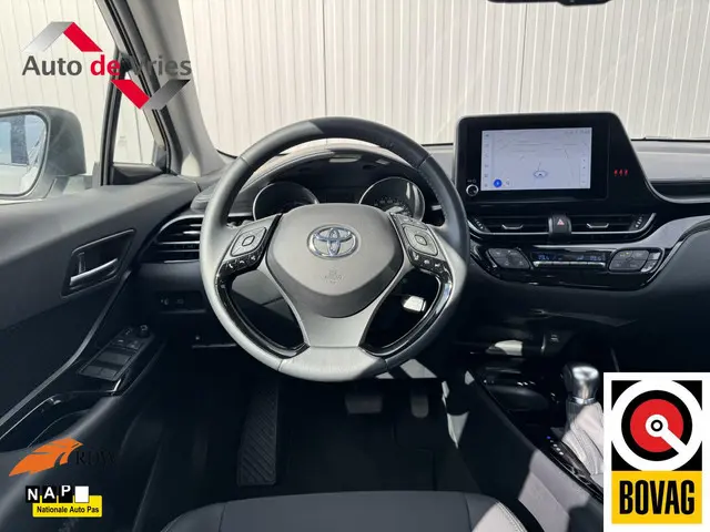 Toyota C-HR 2