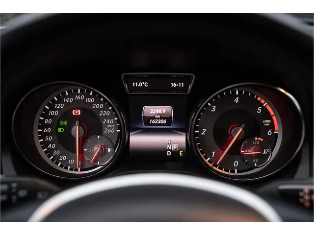 Mercedes-Benz GLA 200 CDI 4Matic AMG | 2014 Diesel 10