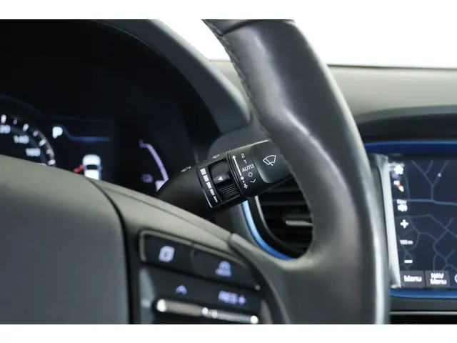 Hyundai IONIQ 1.6 GDi Premium 2017 Hybride Benzine 30