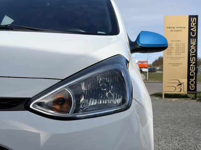 Hyundai i10 1.0i i-Motion Comfort 2017 Benzine 35