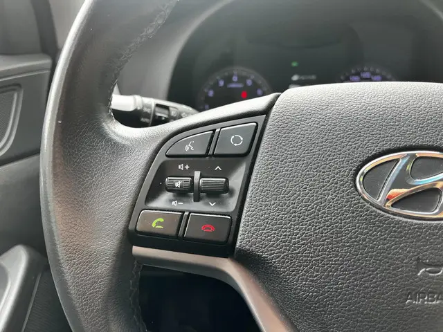 Hyundai Tucson 1.6 GDi Premium 2018 Benzine 17