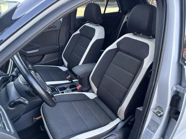 Volkswagen T-Roc 1.5 TSI Sport 2018 Benzine 15