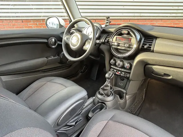 MINI Cooper Mini 1.5 Salt 2017 Benzine 4