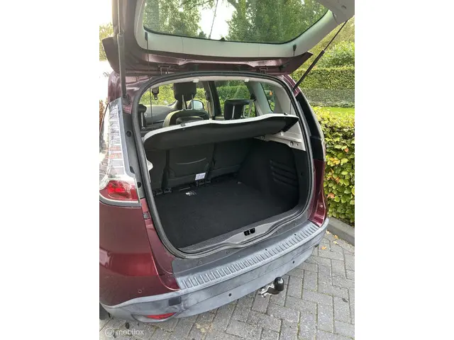 Renault Scénic 2.0 Bose 2013 Benzine 6