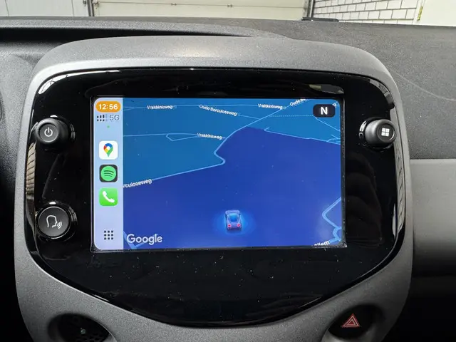Toyota Aygo 1.0 VVT-i x-play automaat 2021 Benzine 25
