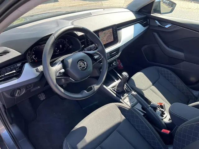Škoda Scala 1.0 TSI Selection 2023 Benzine 3