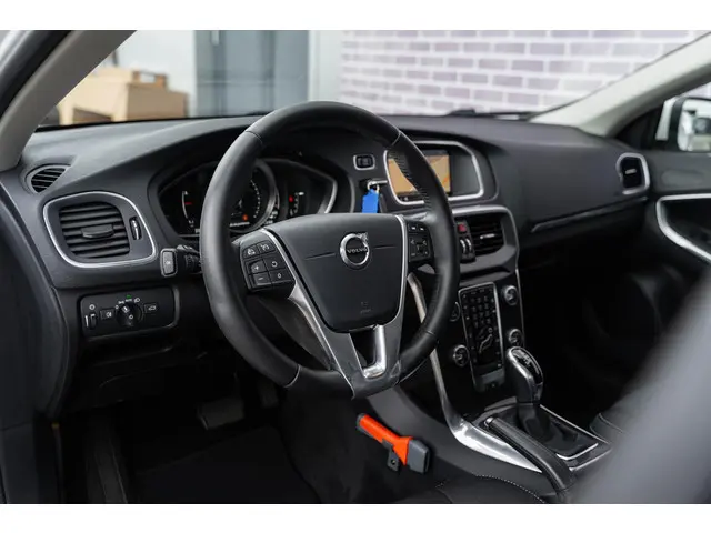Volvo V40 1.5 T2 Polar+ 2019 Benzine 17