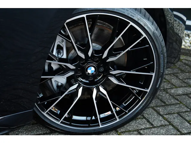 BMW 7 Serie 750e xDrive M-Sport 2025 Hybride Benzine 9