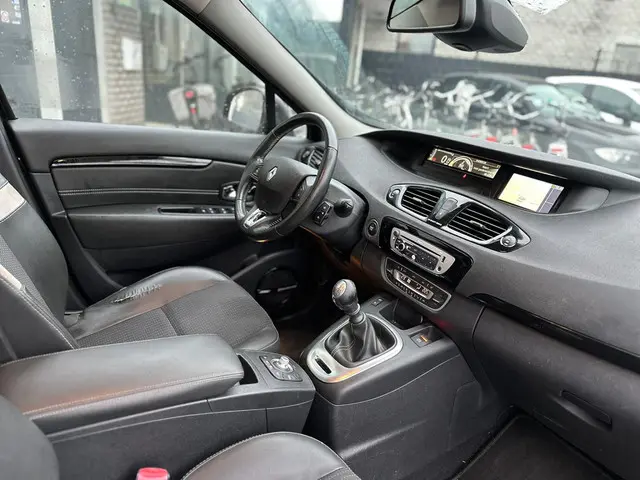 Renault Grand Scénic 1.2 TCe Bose 2013 Benzine 6