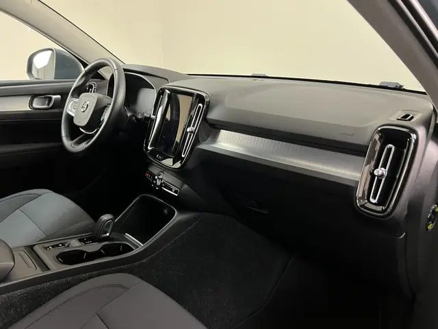 Volvo XC40 1.5 T3 Momentum Pro 2020 Benzine 12