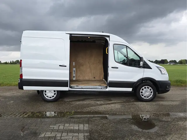 Ford Transit 350 2.0 TDCI L2 H2 2021 Diesel 26