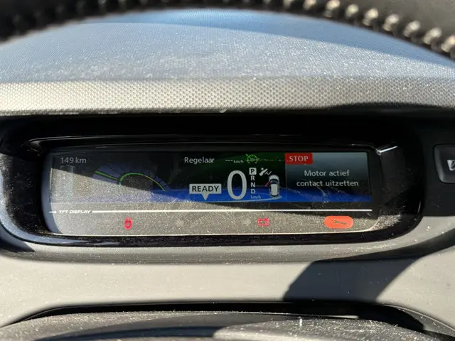 Renault ZOE R90 BOSE 41KWH 2018 Elektrisch 13