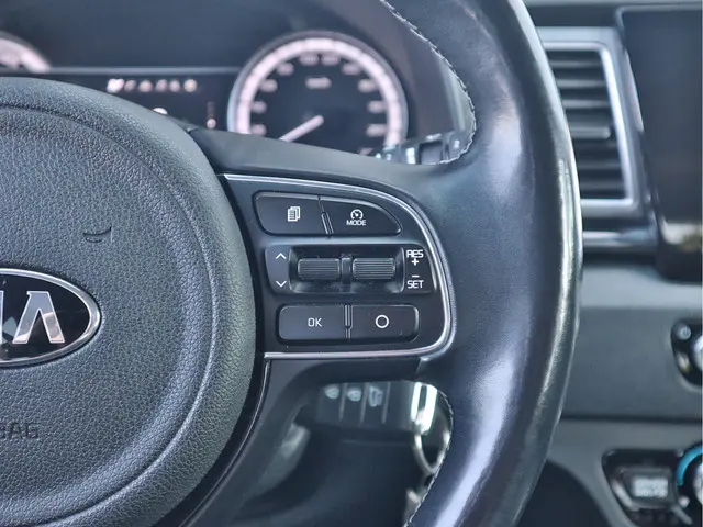 Kia Niro 1.6 GDi Hybrid Edition 2018 Hybride Benzine 16