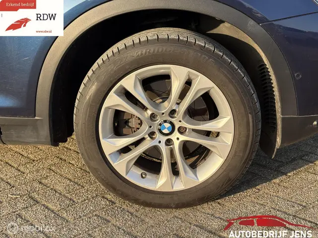 BMW X3 sDrive20i High Executive 2014 Benzine 20