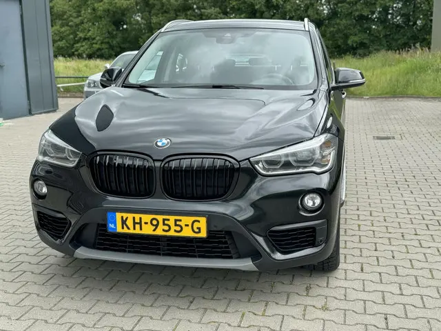 BMW X1 sDrive20i Centennial High Executive 2016 Benzine 6