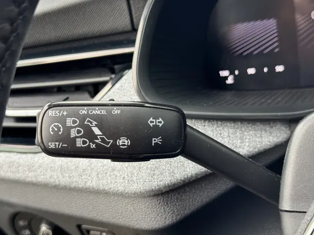 Škoda Kamiq 1.0 TSI Selection 2024 Benzine 19