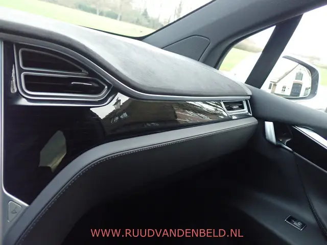 Tesla Model X 75D 2017 Elektrisch 22
