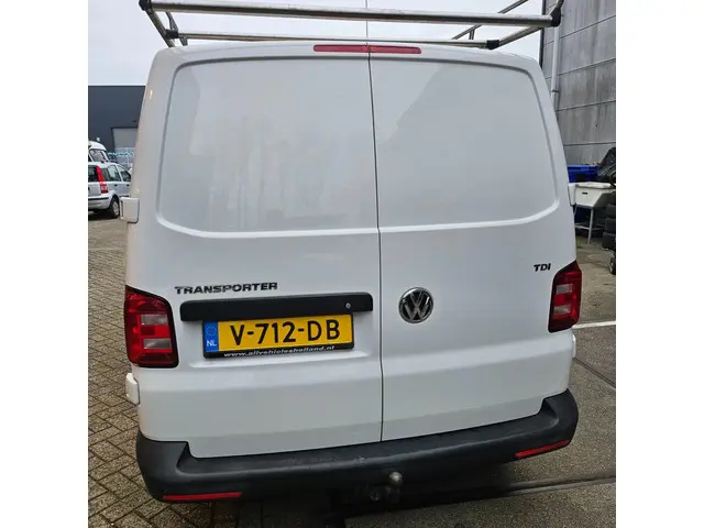 Volkswagen Transporter 3