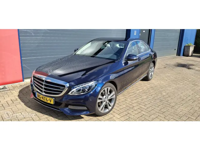 Mercedes-Benz C-Klasse 180 Led,Trekhaak,92dkm! 2017 Benzine 2