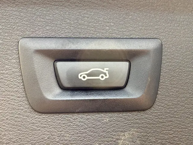 BMW X1 xDrive25e M SPORT 2021 Hybride Benzine 27