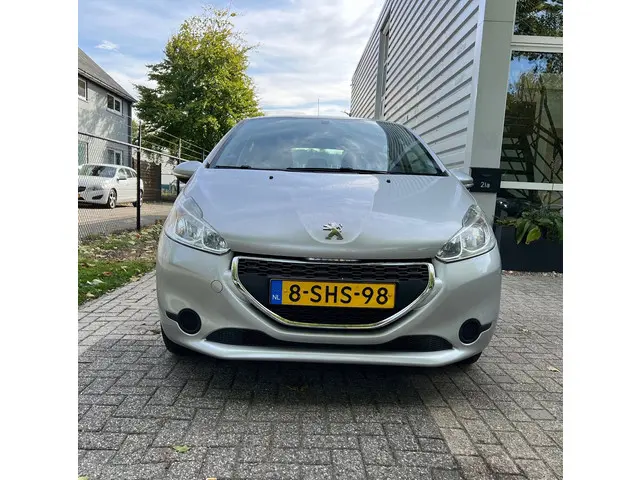 Peugeot 208 1.2 VTi Active 2013 Benzine 2