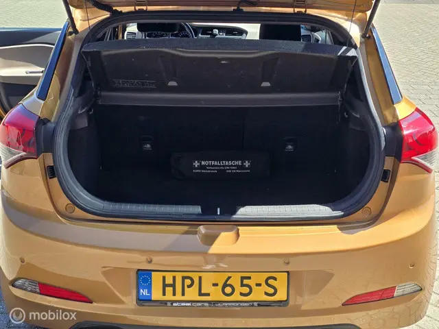 Hyundai i20 1.2 HPi-MotionPremium✅️Apk✅️Airco✅️ 2015 Benzine 9