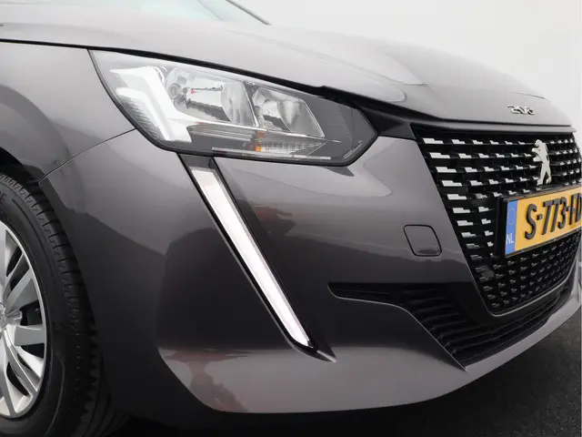Peugeot 208 1.2 PureTech Active/ zeer mooi! 2023 Benzine 31