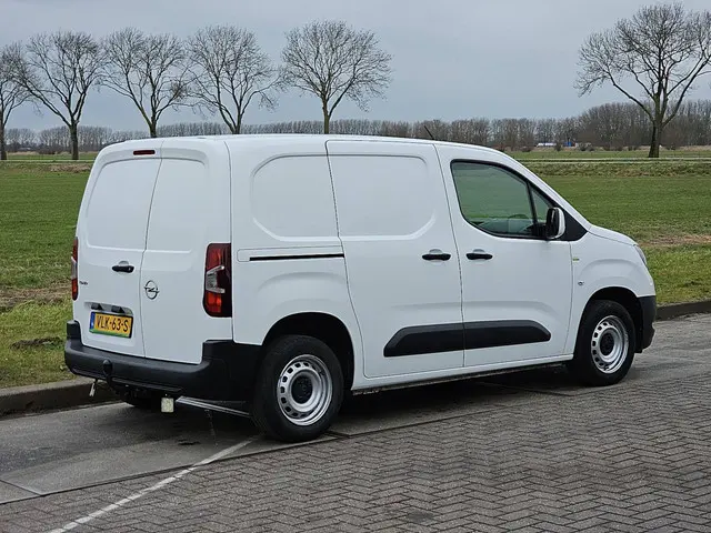 Opel Combo 1.5 2021 Diesel 3
