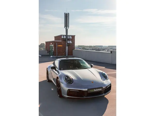 Porsche 911 3.0 Carrera 4S 2021 Benzine 74