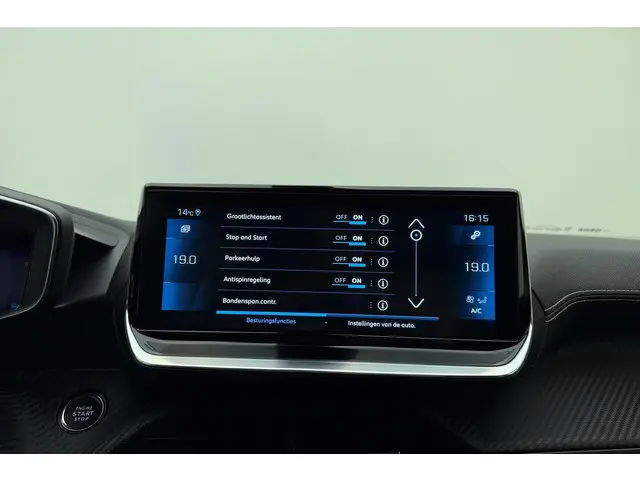 Peugeot 2008 1.2 PureTech GT 2022 Benzine 17