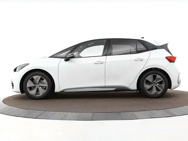 CUPRA Born Business 62 kWh 2024 Elektrisch 24