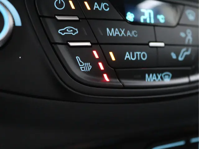 Ford B-MAX 1.0 EcoBoost Titanium 2018 Benzine 46