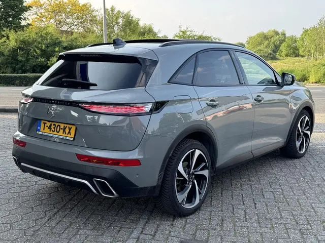 DS DS 7 E-Tense 300 4x4 Opéra 2023 Hybride Benzine 7