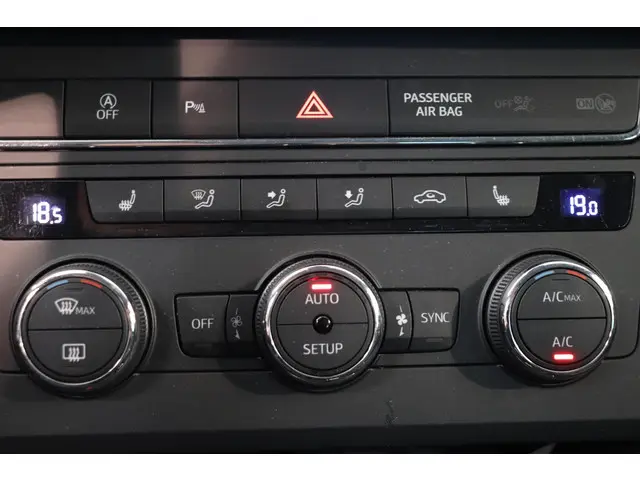 SEAT Leon 1.0 TSI Style Ultimate Edition 2020 Benzine 17