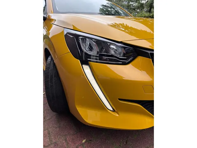 Peugeot 208 1.2 PureTech Active Pack 2021 Benzine 6